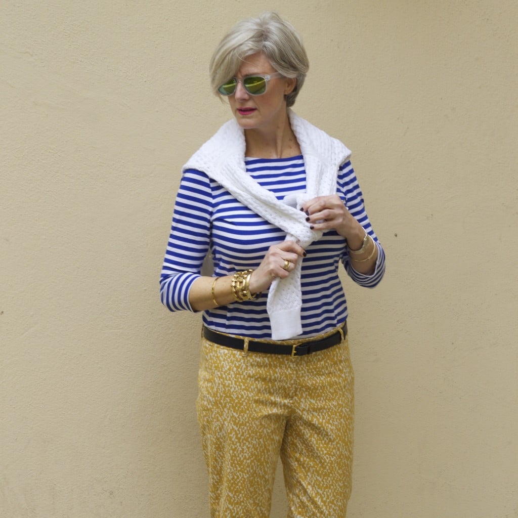 neutral navy