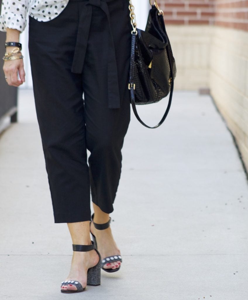 polka dots and linen pants