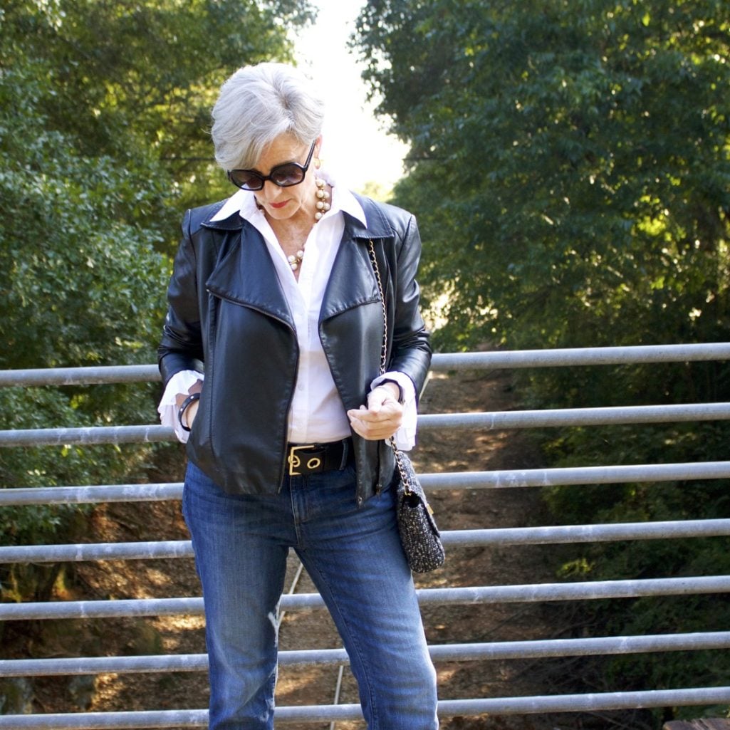 how to wear a moto jacket and blue jeans