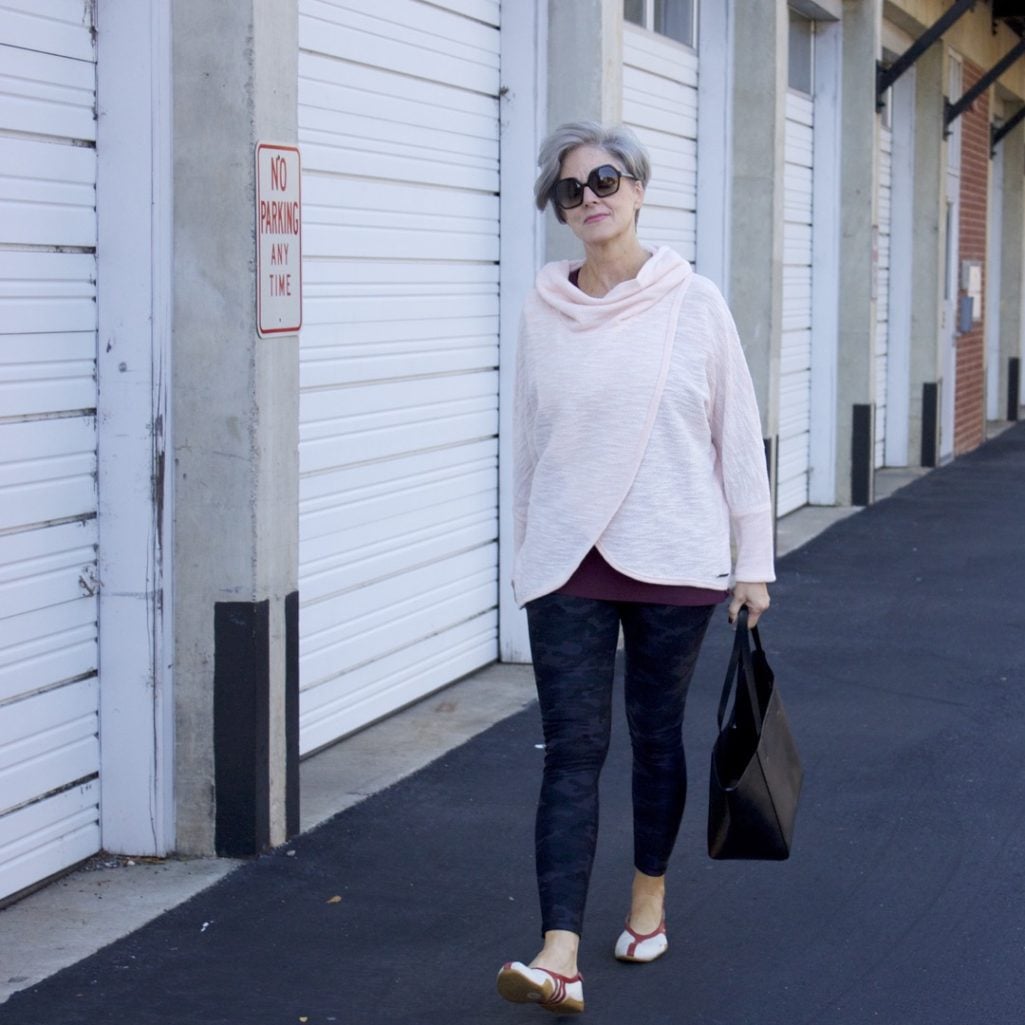 what to wear to yoga