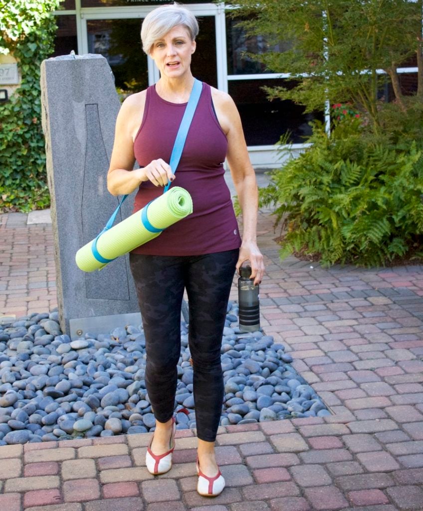 what to wear to yoga
