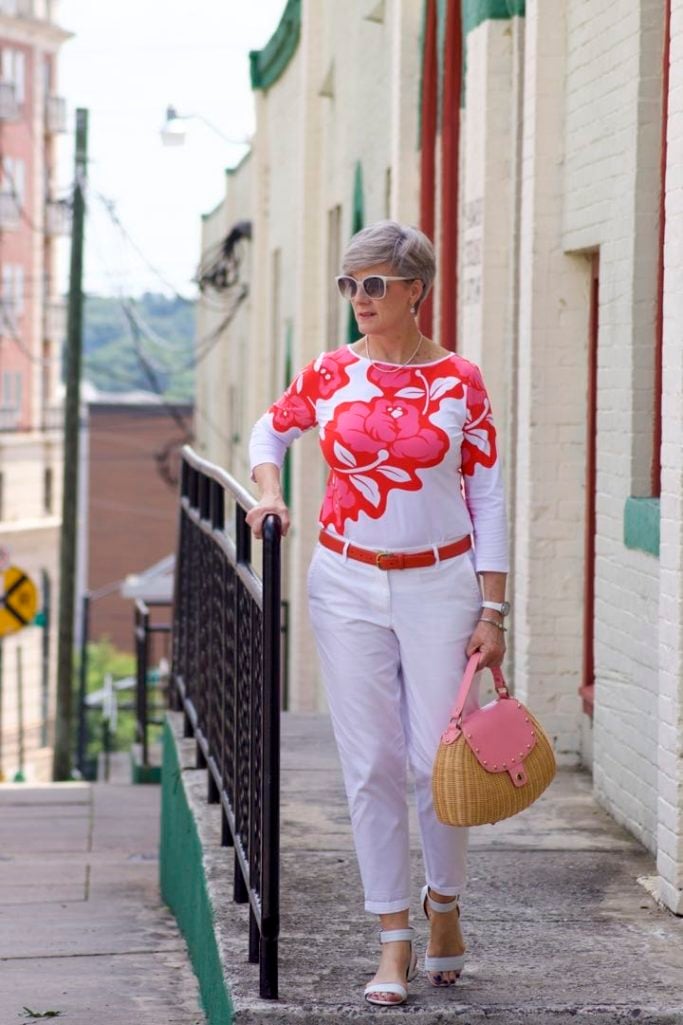 white chinos, tee, white sandals, straw handbag