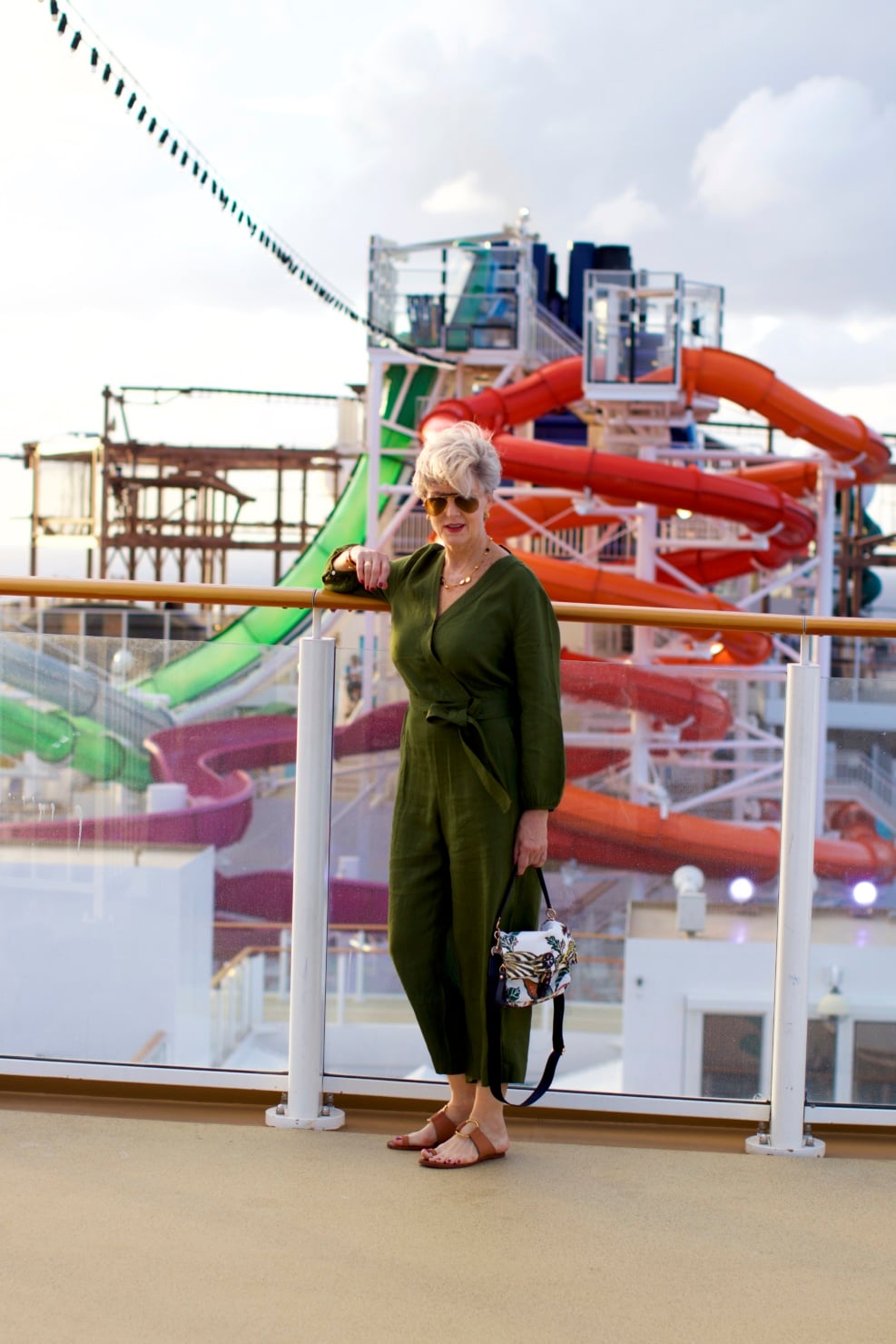 cruise wear day and night