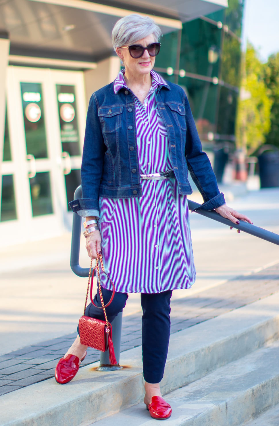 how to wear a shirtdress in the fall