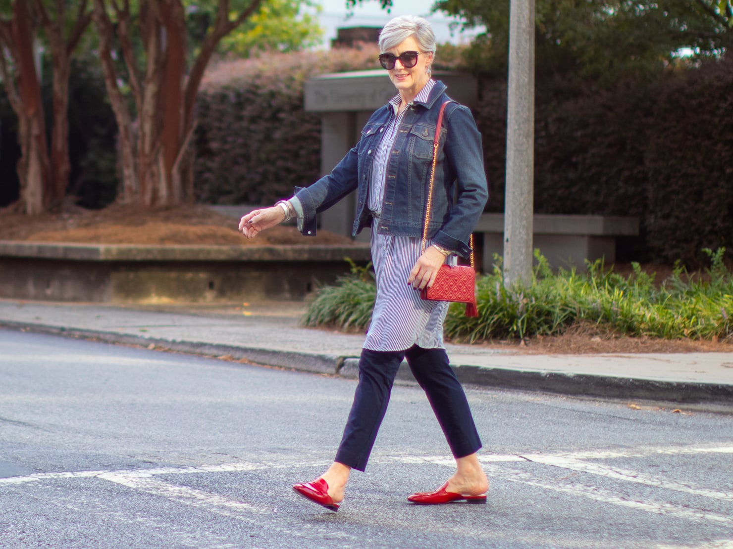 how to wear a shirtdress in the fall