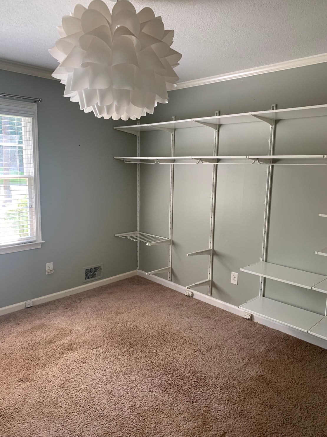 custom closet lighting