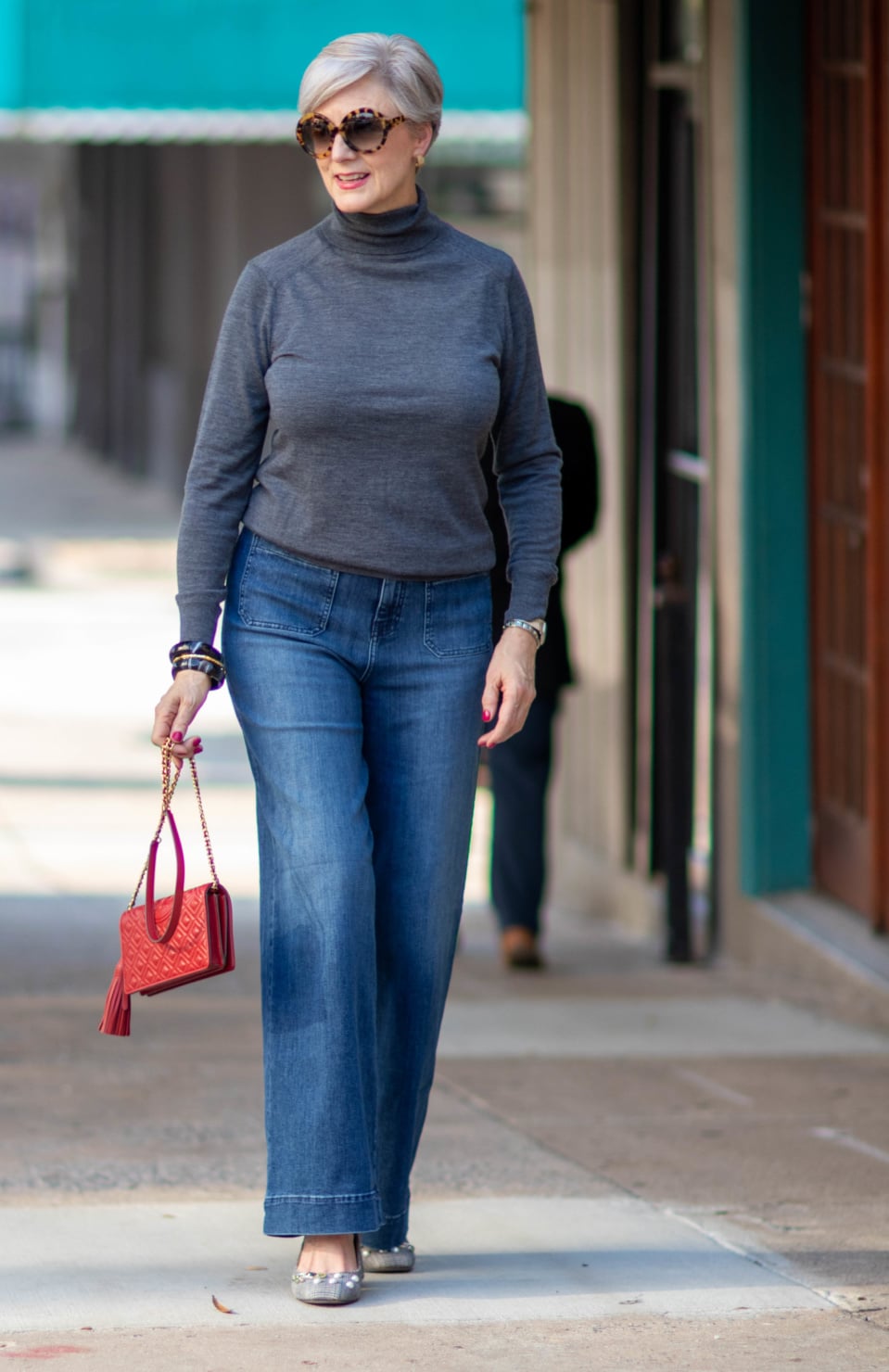women's wide-leg jeans