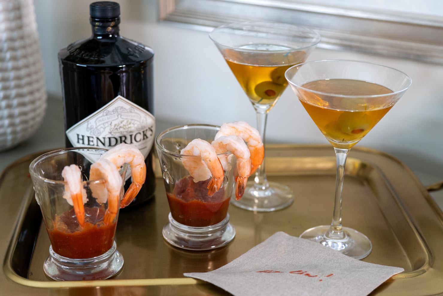 dirty gin martini