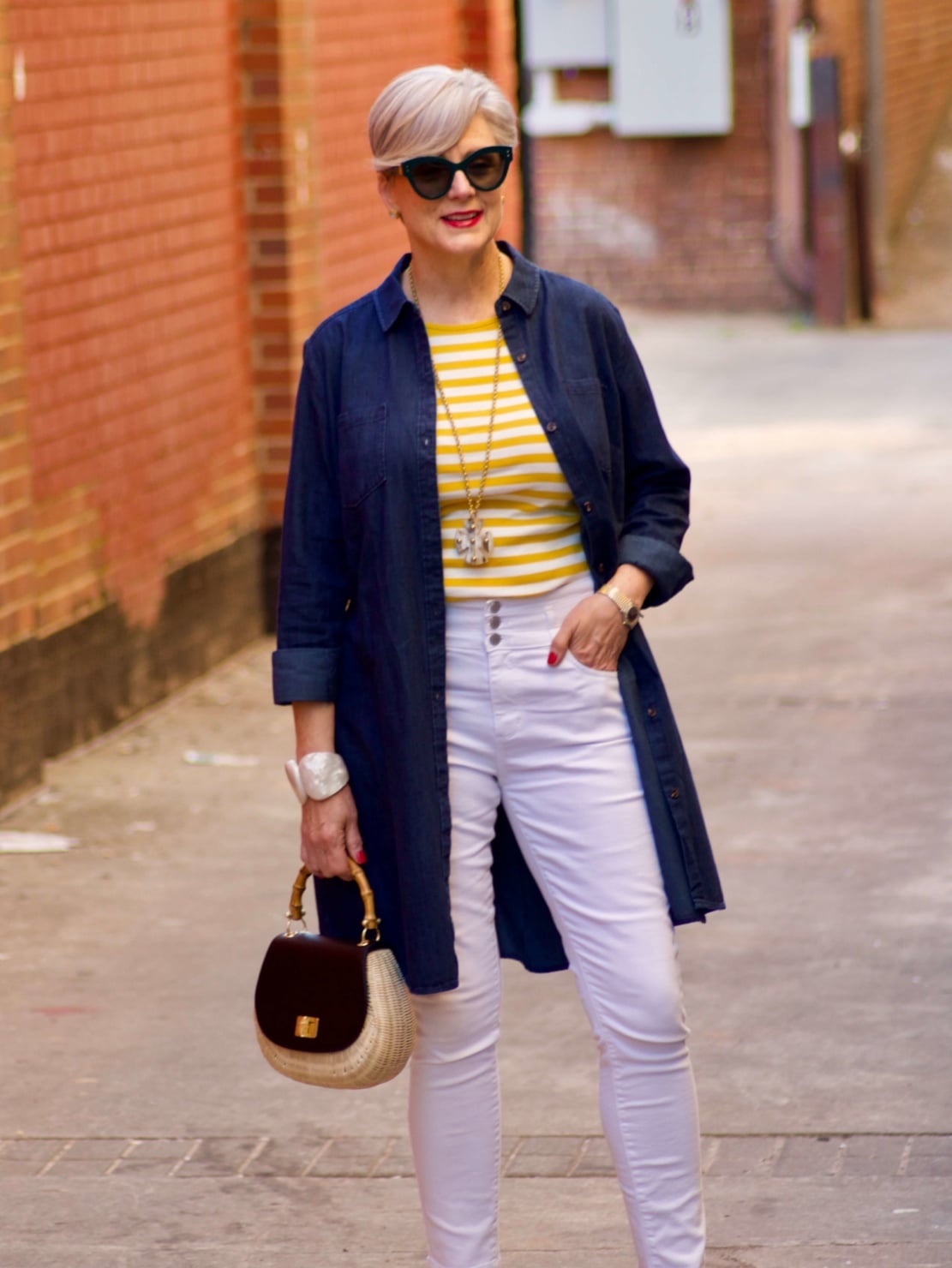 How to Look Expensive, Classy and Chic