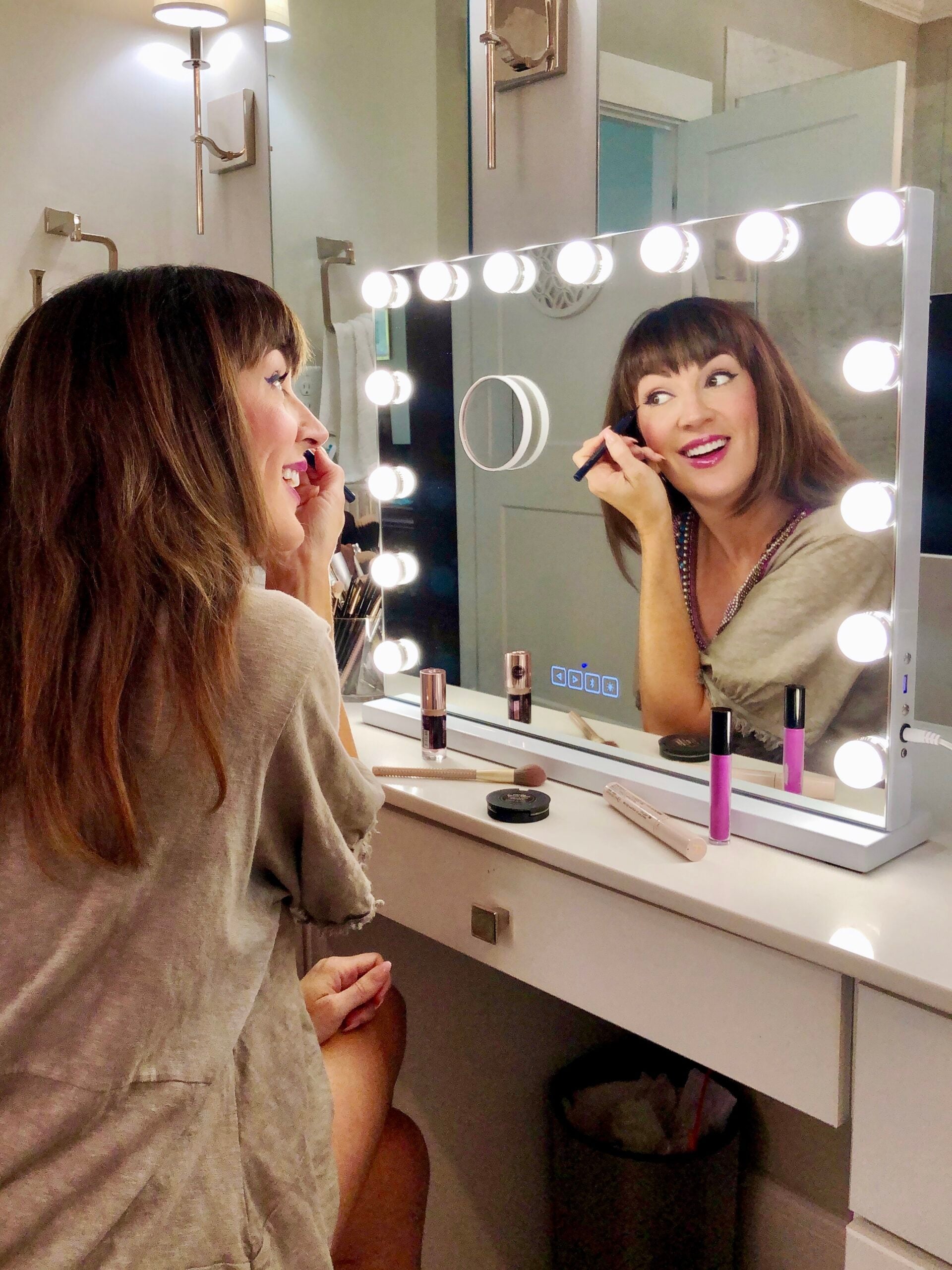 photo makeup mirror 2