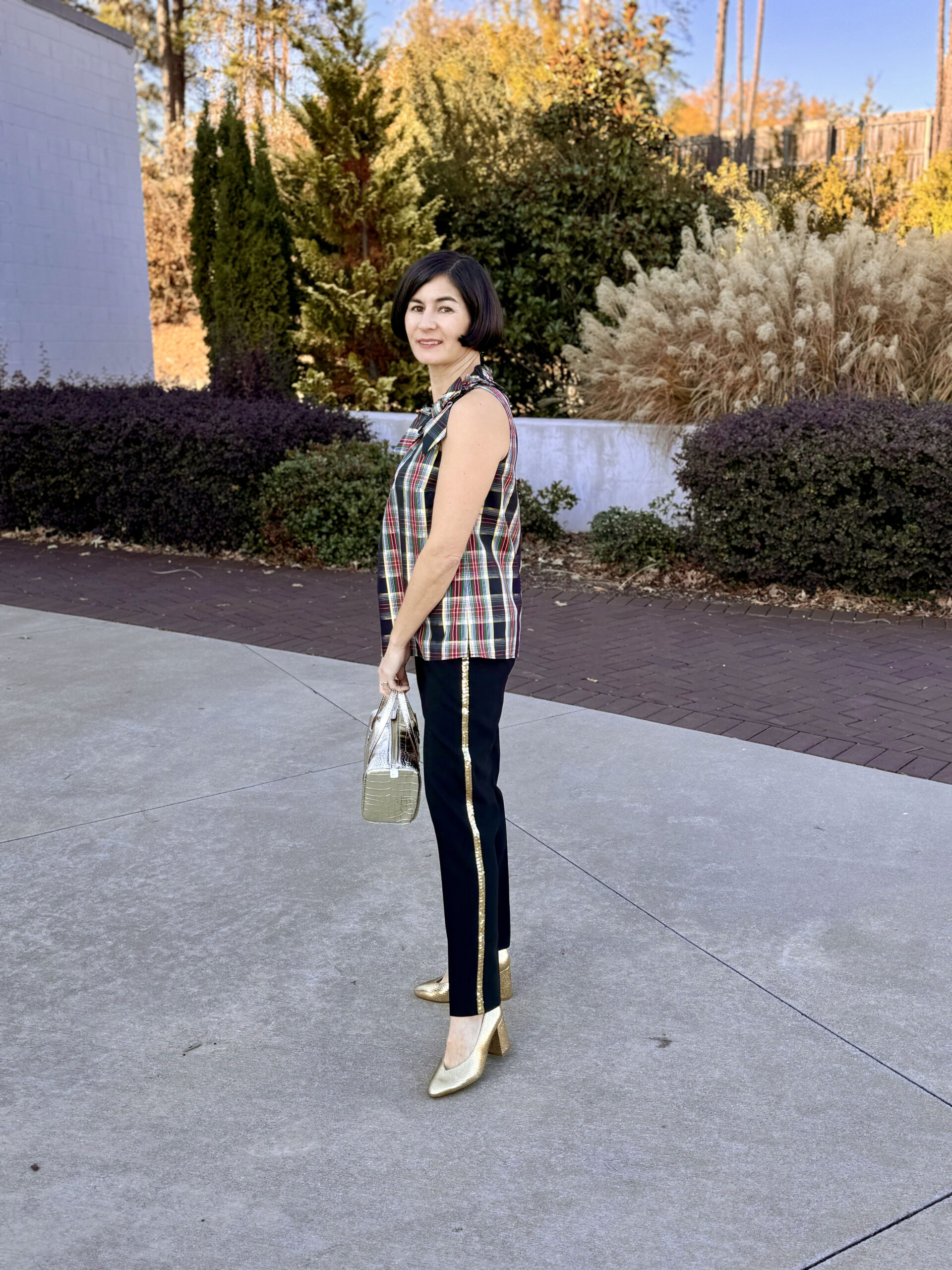Petite holiday fashion