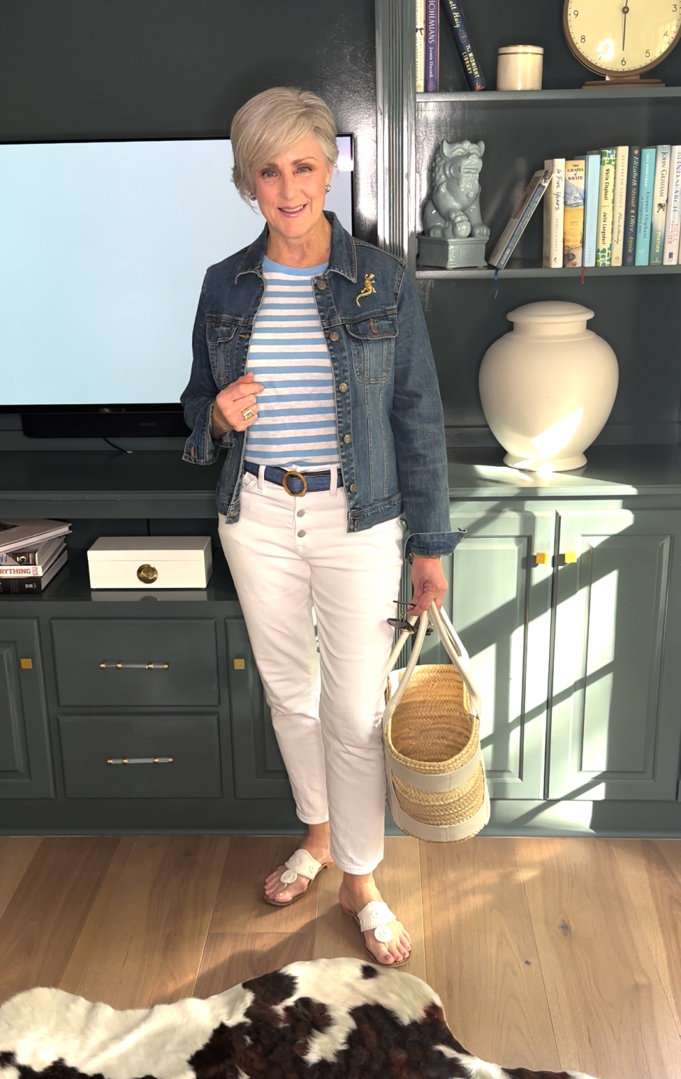 denim jacket and white jeans