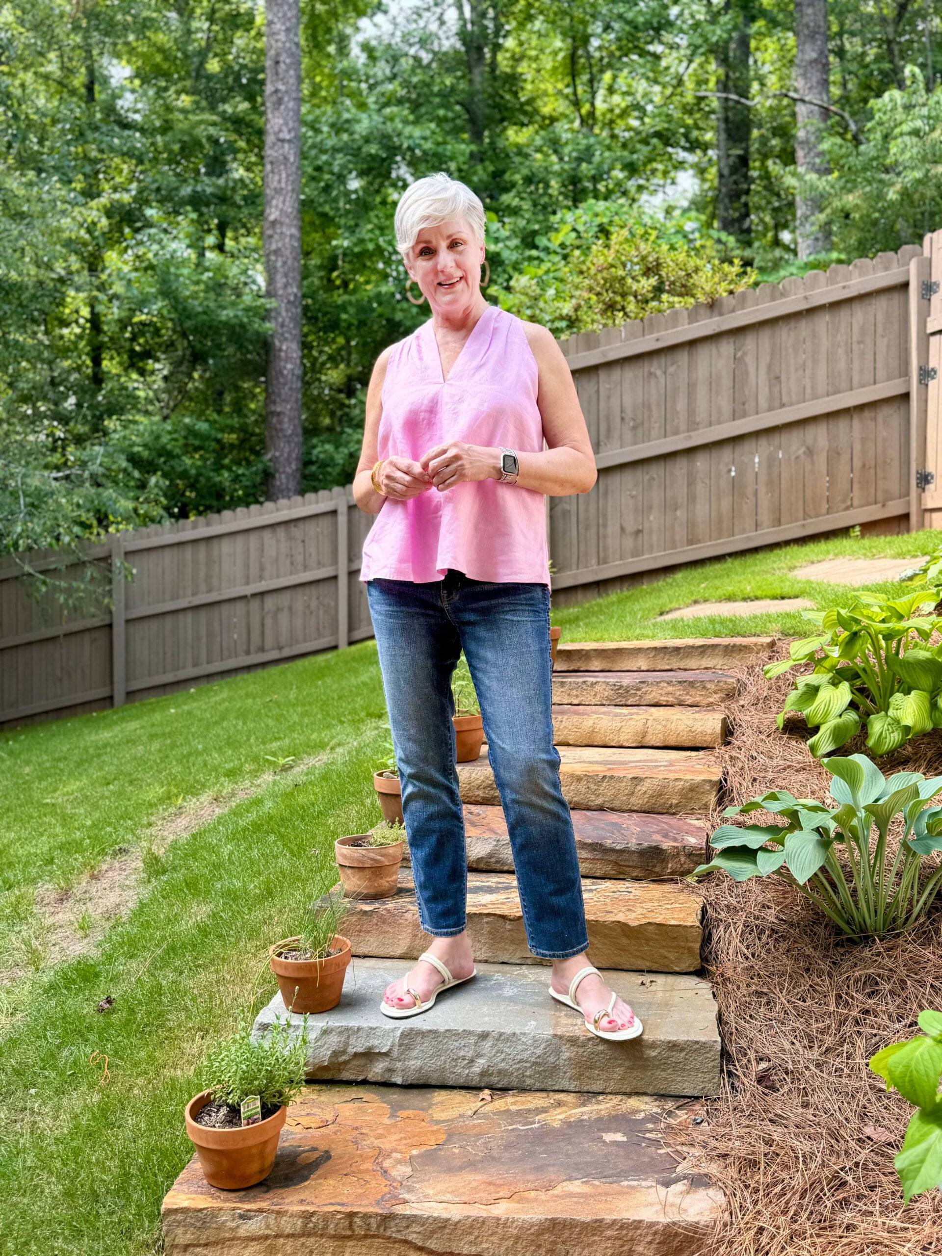 pink linen top with jeans