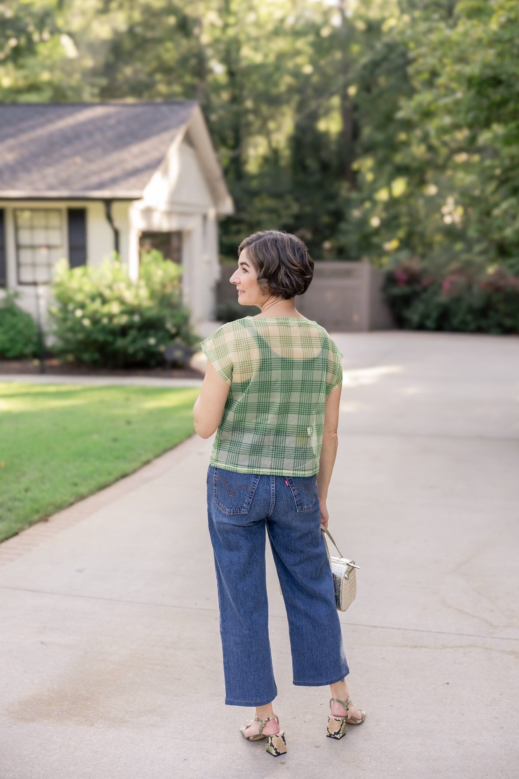 straight jeans summer outfit