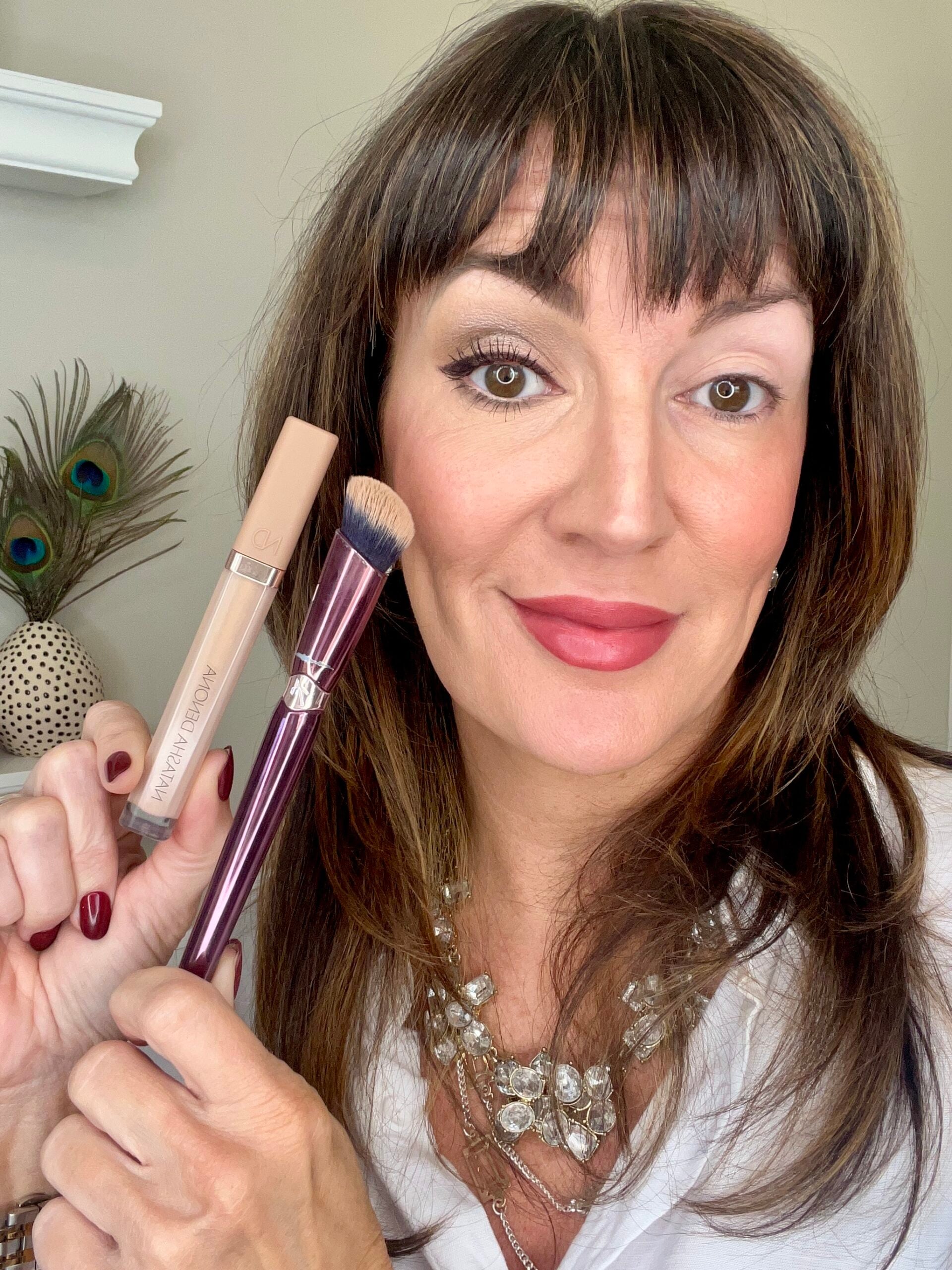 how to apply eye concealer