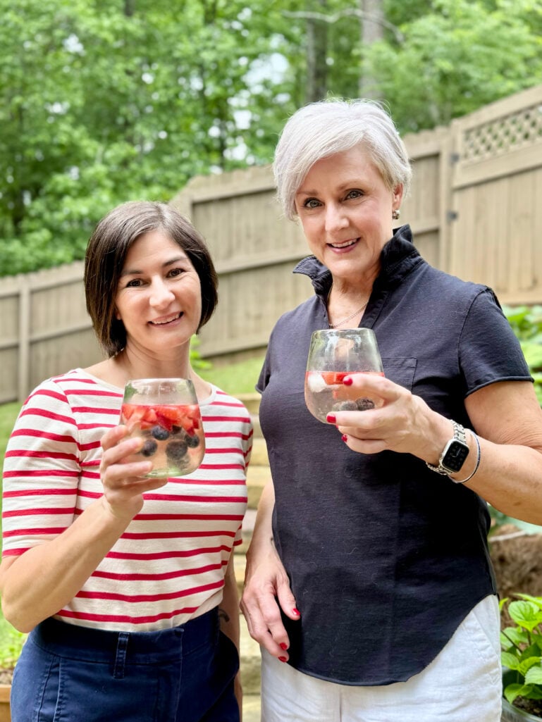  Beth and Kelly Djalali in red white and blue outfits with matching red sandals for Memorial Day Weekend