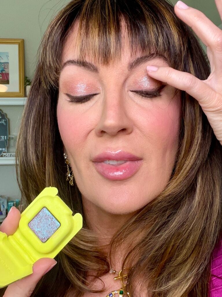 makeup application, tips and tricks for eyeliner