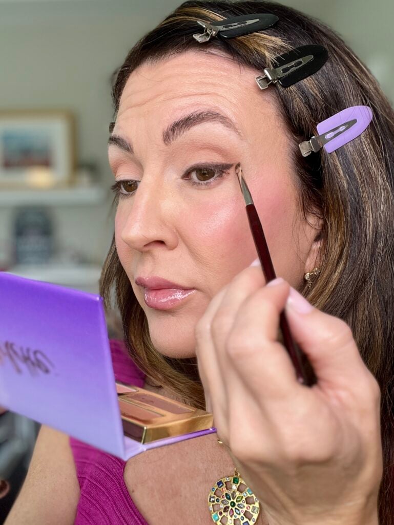 makeup application, tips and tricks for eyeliner