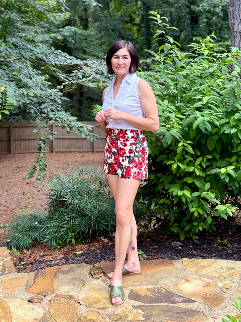 Wide Leg Pants, Shorts, Sleeveless Tops, Sandals, Recipes, Cocktails