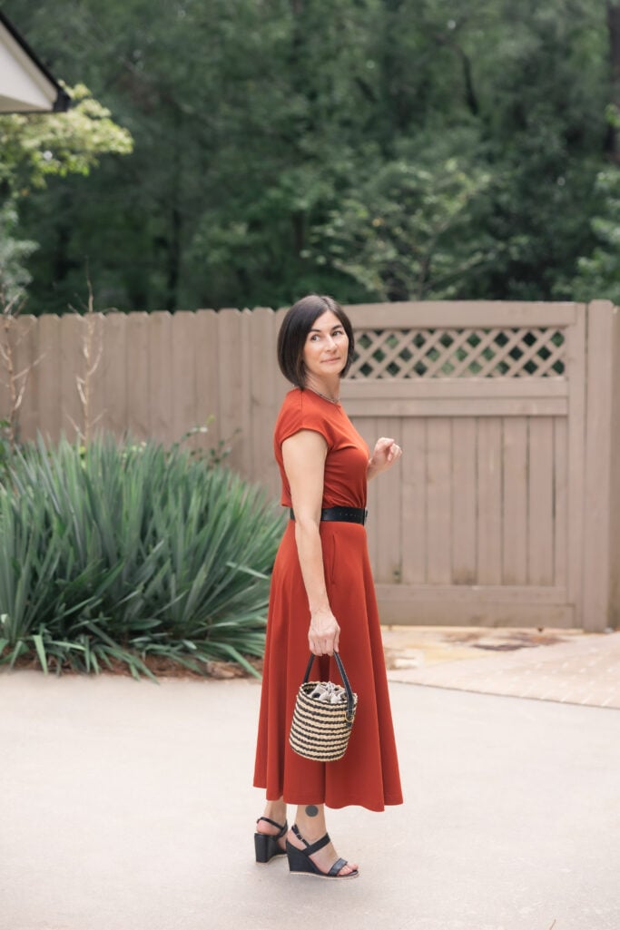 Rust-colored Petite Midi Dress for Summer into Fall Style, Seasonal Transition Outfit for Petites