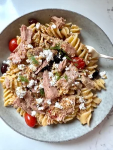 This 20-Minute Greek Pasta Is My New Weeknight Go-To