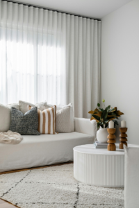 Refreshing Your Living Room for Late Winter (These Small Swaps Make a BIG Difference!) 🏠✨