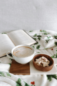 A Cozy Night In: 5 Little Luxuries That Make Your Weekend Feel SO Special! 🛁✨