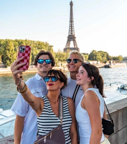 Travel Makeup Bag Essentials: What a Pro Packs for Europe